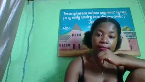 Snapshot of elisabeth2525 chatting on 01-18-25, 01:08 elisabeth2525 online show from 01-18-25, 01:08
