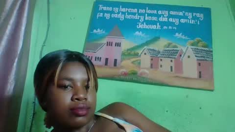 Snapshot of elisabeth2525 chatting on 01-19-25, 03:08 elisabeth2525 online show from 01-19-25, 03:08