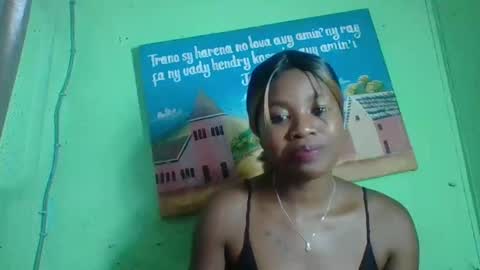 Snapshot of elisabeth2525 chatting on 01-22-25, 06:52 elisabeth2525 online show from 01-22-25, 06:52