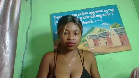 Snapshot of elisabeth2525 chatting on 01-26-25, 05:34 elisabeth2525 online show from 01-26-25, 05:34