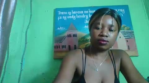 Snapshot of elisabeth2525 chatting on 01-27-25, 06:31 elisabeth2525 online show from 01-27-25, 06:31