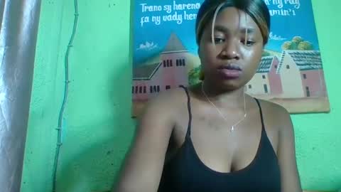 Snapshot of elisabeth2525 chatting on 01-28-25, 07:21 elisabeth2525 online show from 01-28-25, 07:21