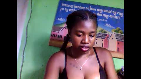 Snapshot of elisabeth2525 chatting on 02-03-25, 07:00 elisabeth2525 online show from 02-03-25, 07:00