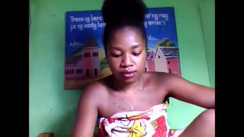 Snapshot of elisabeth2525 chatting on 02-08-25, 12:06 elisabeth2525 online show from 02-08-25, 12:06