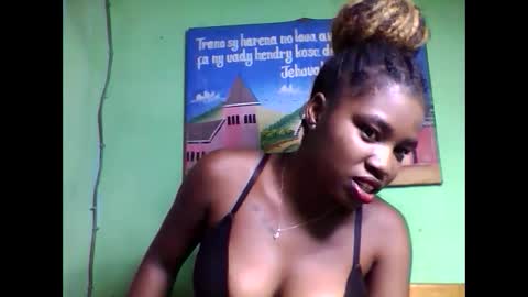 Snapshot of elisabeth2525 chatting on 02-12-25, 08:29 elisabeth2525 online show from 02-12-25, 08:29