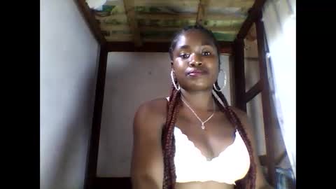 Snapshot of elisabeth2525 chatting on 09-12-25, 10:15 elisabeth2525 online show from 09-12-25, 10:15