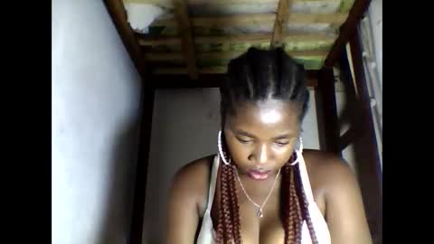 Snapshot of elisabeth2525 chatting on 09-14-25, 02:22 elisabeth2525 online show from 09-14-25, 02:22