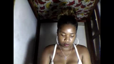 Snapshot of elisabeth2525 chatting on 10-12-25, 06:51 elisabeth2525 online show from 10-12-25, 06:51
