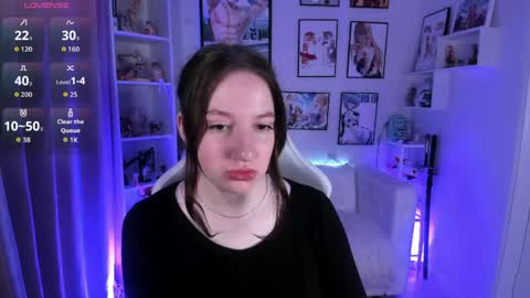 Snapshot of elisabeth_binder chatting on 05-10-26, 03:44 your sweet Lisa online show from 05-10-26, 03:44