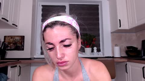 Snapshot of elisabeth_jason chatting on 01-24-25, 04:48 elisabeth_jason online show from 01-24-25, 04:48