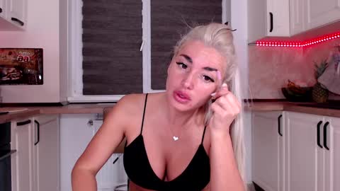 Snapshot of elisabeth_jason chatting on 02-01-25, 04:56 elisabeth_jason online show from 02-01-25, 04:56