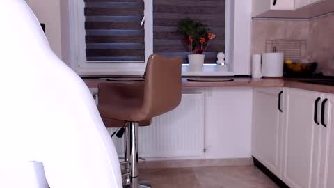 Snapshot of elisabeth_jason chatting on 02-21-25, 05:56 elisabeth_jason online show from 02-21-25, 05:56