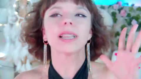Snapshot of elisabethdavis chatting on 07-31-26, 03:33 ElisabethDavis online show from 07-31-26, 03:33