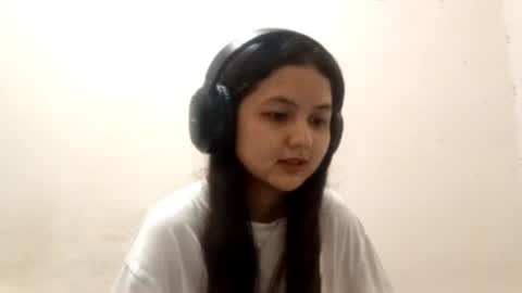 Snapshot of elisabethkapoor chatting on 07-20-26, 11:56 Harper online show from 07-20-26, 11:56
