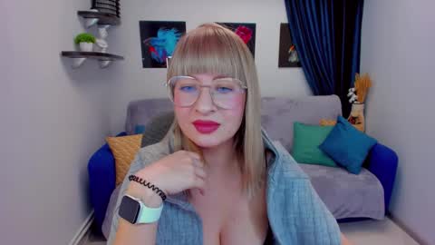 Snapshot of elisabethmills chatting on 12-29-24, 01:49 Elisabeth online show from 12-29-24, 01:49