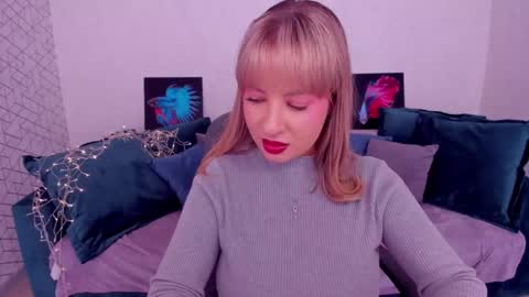 Snapshot of elisabethmills chatting on 03-01-25, 11:50 Elisabeth online show from 03-01-25, 11:50