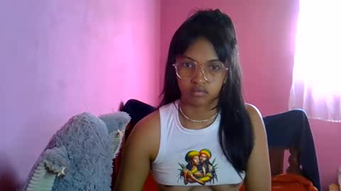 elisah01 online show from 06-02-26, 06:04