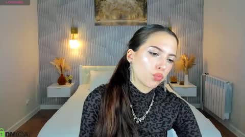 Elise online show from 03-10-26, 09:25