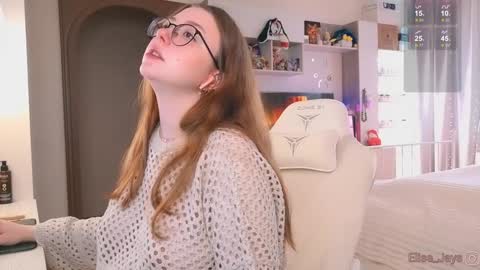 Elise    online show from 09-29-25, 12:10