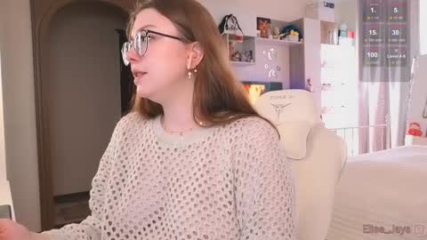 Elise    online show from 10-03-25, 01:08