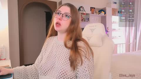 Elise    online show from 10-05-25, 12:25
