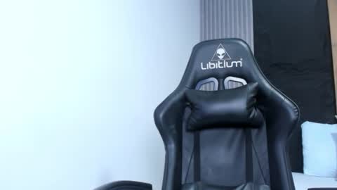 E L I S S A online show from 01-16-25, 07:10