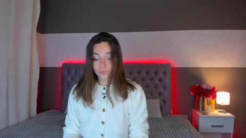 ElissGlow online show from 09-29-25, 05:23