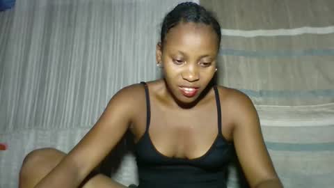 elita12010 online show from 04-12-26, 11:59