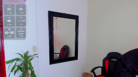 Snapshot of elite__models chatting on 08-01-26, 07:57 Valentino Konny y Jhon online show from 08-01-26, 07:57