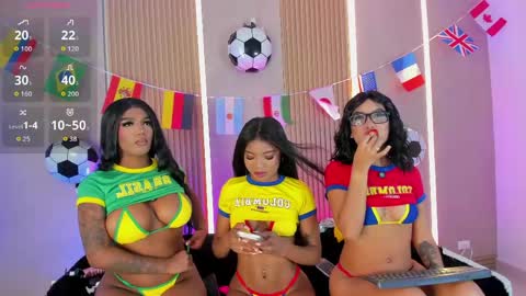 Sasha  Ciara  Stephany online show from 06-07-26, 10:46