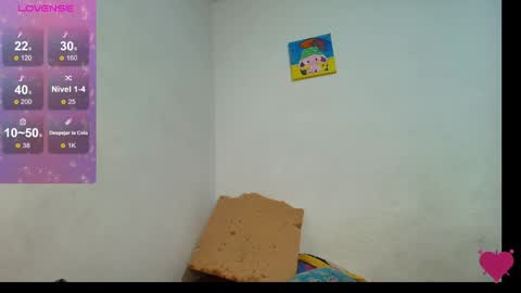 Snapshot of elivanegas chatting on 05-19-26, 01:56 Eli Vanegas online show from 05-19-26, 01:56