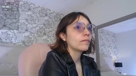 Eliza online show from 12-14-25, 07:40