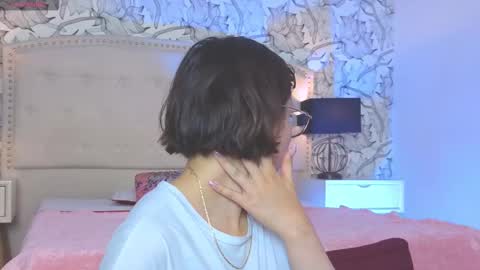 Eliza online show from 03-24-26, 07:19