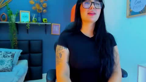 eliza_pink24 online show from 02-12-26, 10:16