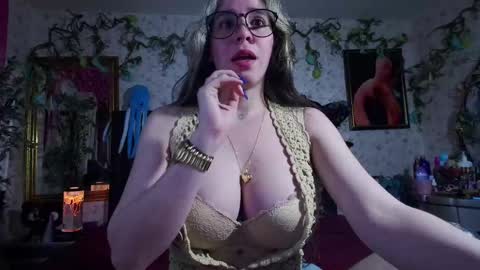 Elizabeth online show from 10-09-25, 10:24