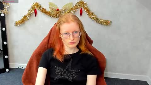 Snapshot of elizabeth_harpper chatting on 01-16-25, 08:22 Elizabeth online show from 01-16-25, 08:22