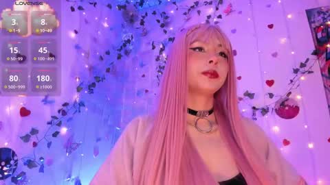 Snapshot of elizabeth_jing chatting on 10-20-25, 11:32 Independent Model online show from 10-20-25, 11:32