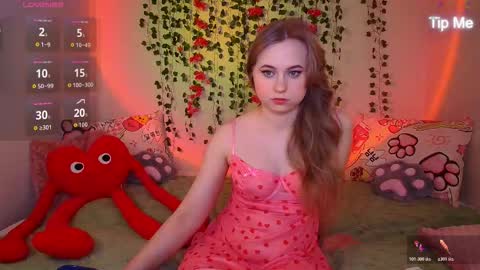 Snapshot of elizabeth_kitty_ chatting on 02-15-26, 01:20 Lizzy online show from 02-15-26, 01:20