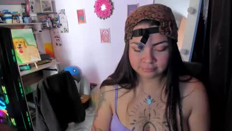 Elizabeth Martinez online show from 10-10-25, 08:08