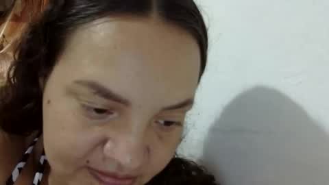 Elizabeth Martinez  online show from 01-09-26, 07:15