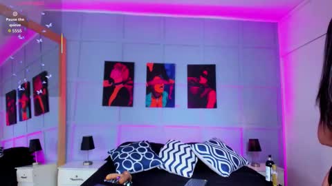  Elizabeth online show from 12-15-25, 06:50