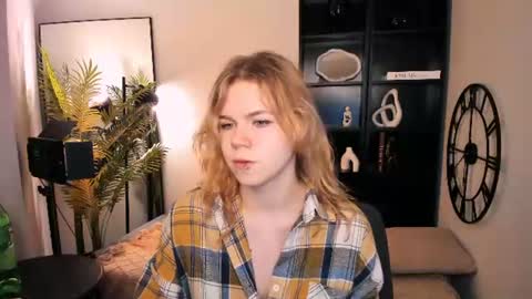 Elizabeth online show from 06-27-26, 05:34