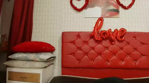 elizabetth_roman online show from 03-19-26, 08:02