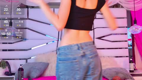 Snapshot of elizabetthkitty chatting on 12-04-24, 01:25 Elizabet online show from 12-04-24, 01:25