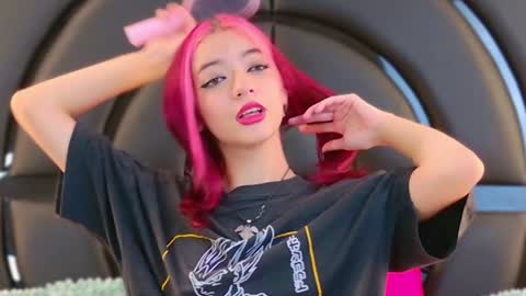 Snapshot of elizabetthkitty chatting on 01-31-25, 07:29 Elizabet online show from 01-31-25, 07:29