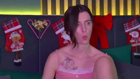 Elizabet online show from 01-13-25, 12:41