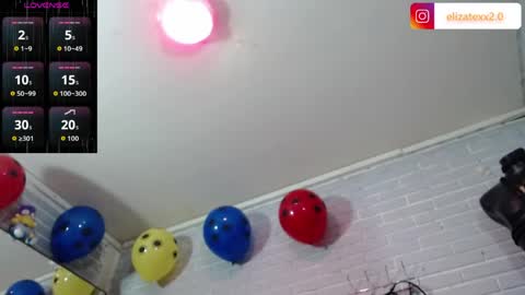 Snapshot of elizatex chatting on 06-08-26, 07:03 online show from 06-08-26, 07:03
