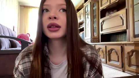 Cleo online show from 06-01-26, 07:43