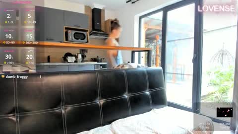 Eliz                               online show from 01-17-26, 09:47