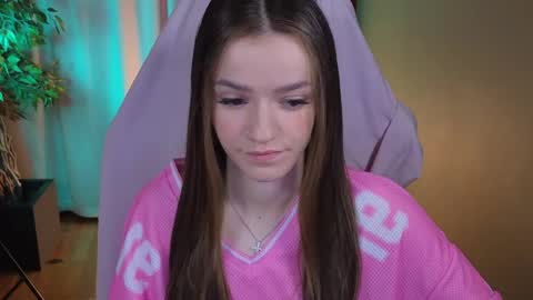 elizzza_ online show from 04-01-26, 05:08